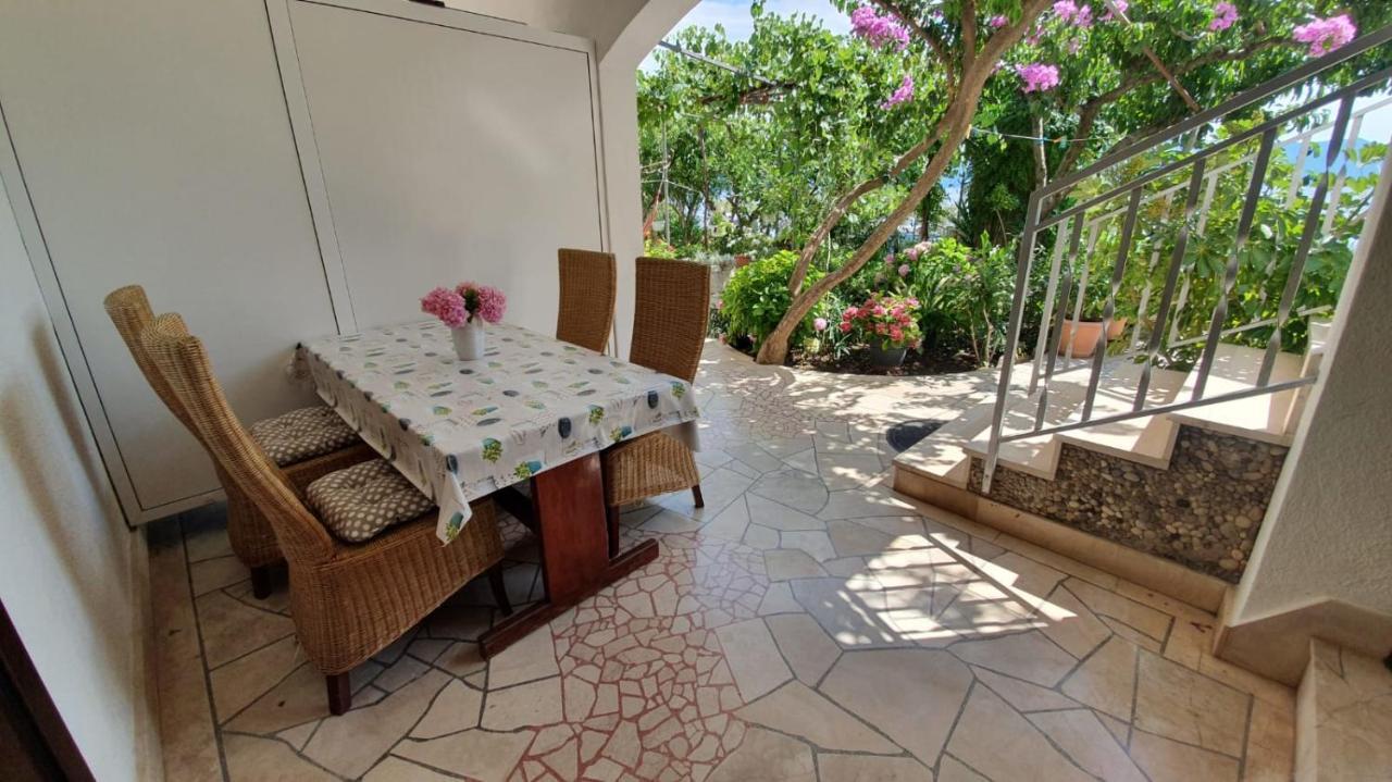 Apartment Franic Sućuraj Extérieur photo